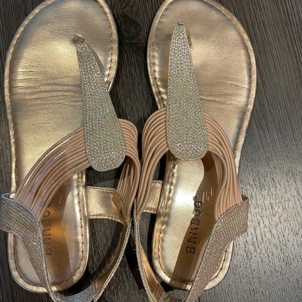 🔥 4/$25 Bamboo Rose Gold Sandals 7.5